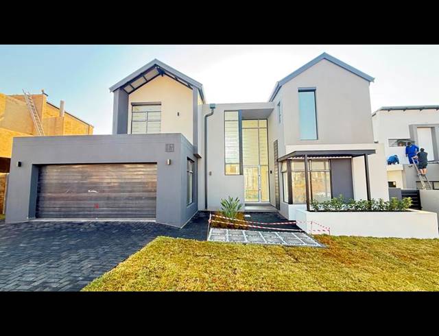 4 BEDROOM HOUSE FOR SALE IN FOUNTAINBROOK ESTATE